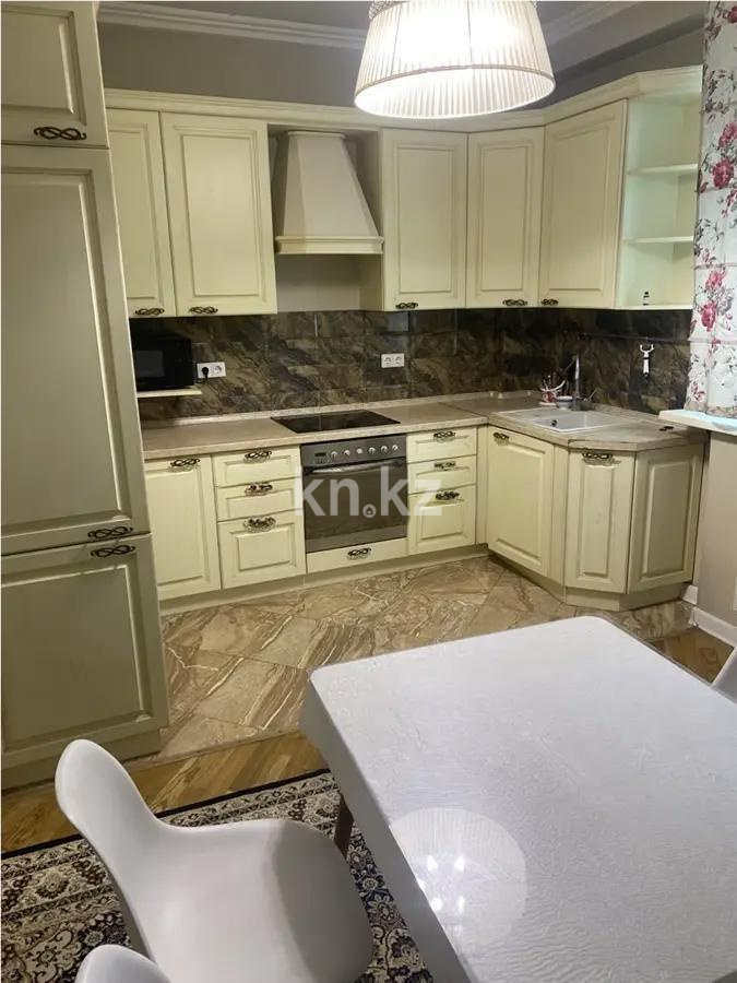 Продажа 3-комнатной квартиры, 112 м², ул. Навои, дом  70 в Алматы - фото 2