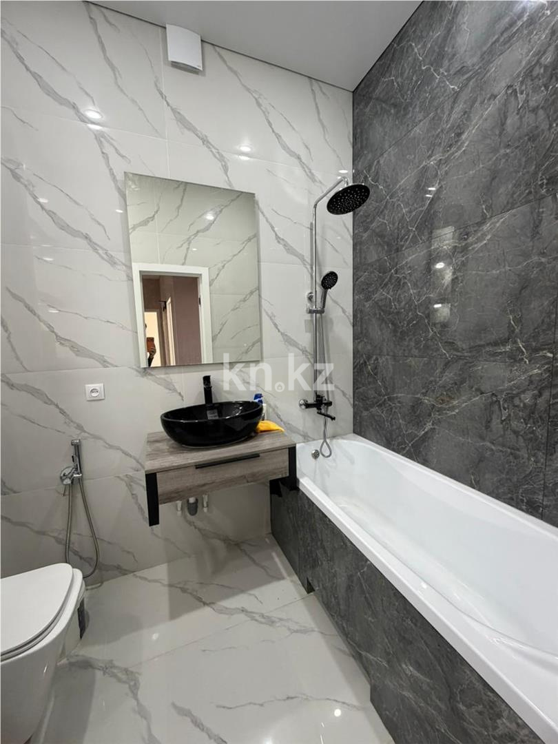 Продажа 2-комнатной квартиры, 66 м² - Продажа двухкомнатных квартир в Караганде - страница 2 фото 8 из 23