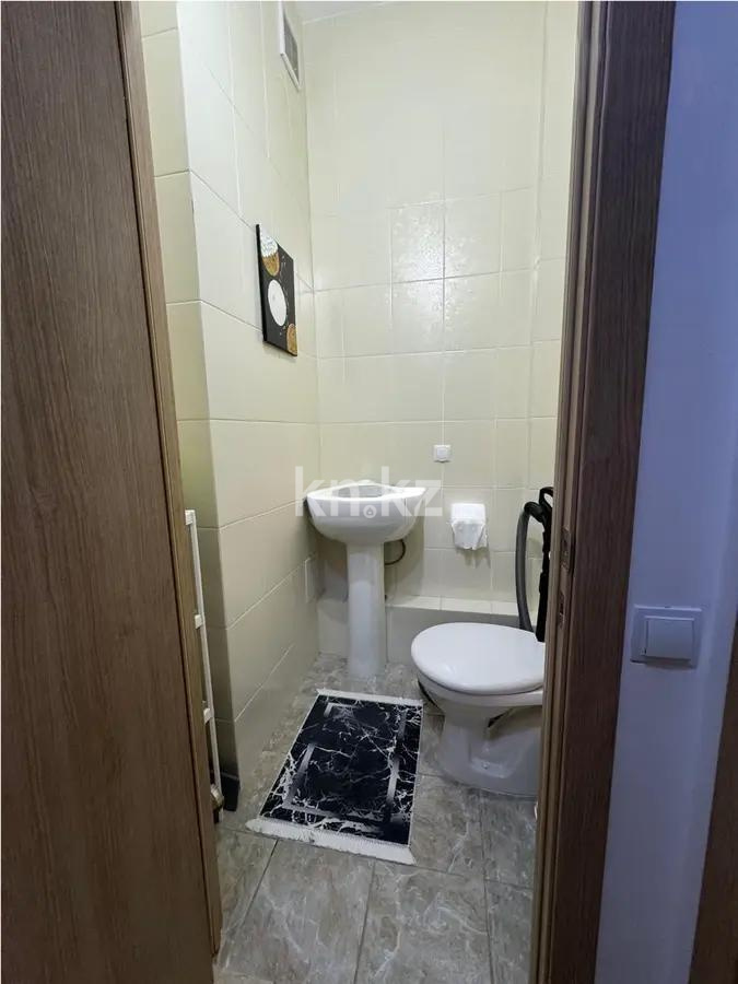 Продажа 1-комнатной квартиры, 42 м², пр. Кабанбай батыра, дом  60а/20 в Астане - фото 4