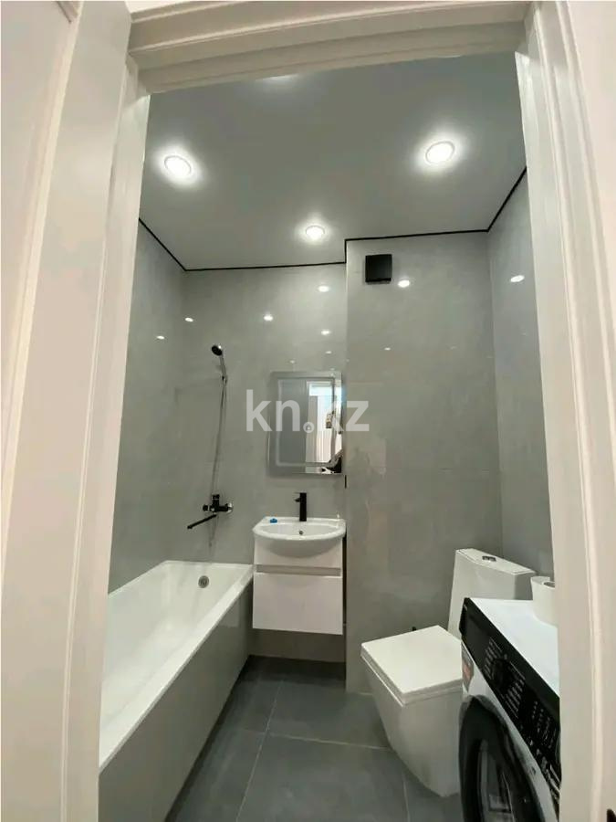 Продажа 1-комнатной квартиры, 40 м², ул. Е-430, дом  3 в Астане - фото 4