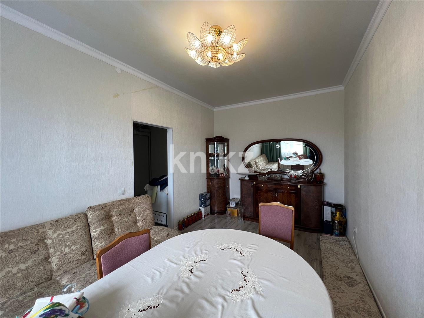 Продажа 3-комнатной квартиры, 67 м², ул. Дюсембекова - Продажа  трехкомнатных квартир в Караганде фото 5 из 15