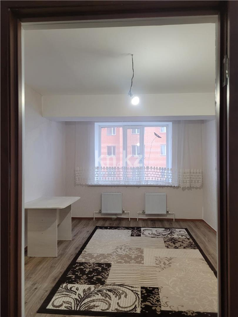 Продажа 2-комнатной квартиры, 50 м², ул. Коммунистическая - Продажа квартир в Караганде фото 1 из 7