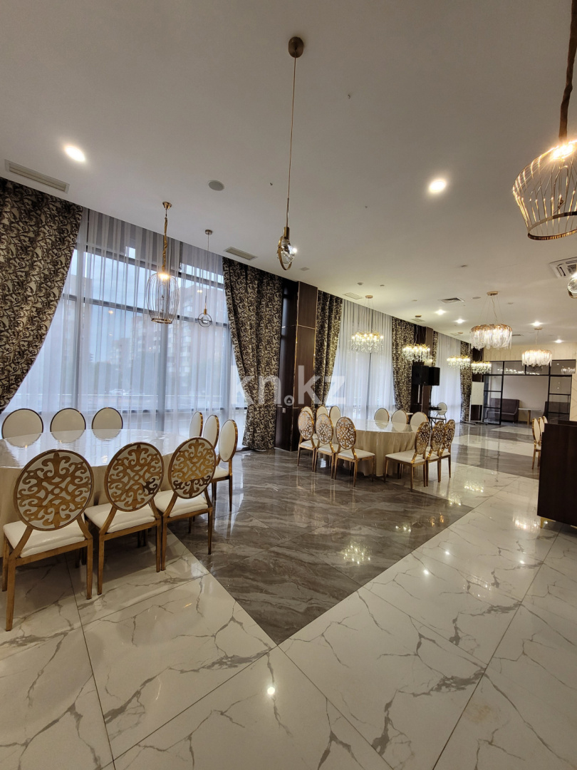 Продажа помещения, 596 м² - Продажа офисных и торговых помещений в Караганде фото 4 из 27