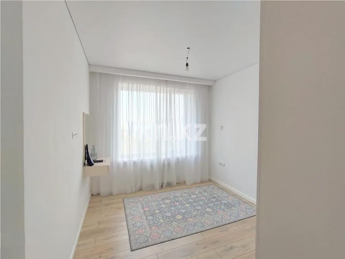 Продажа 2-комнатной квартиры, 62 м², ул. Сатпаева, дом  90/58 - Продажа квартир в Алматы фото 1 из 5