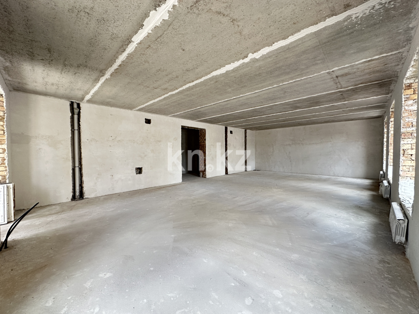 Продажа , 100.2 м², мкр-н Степной-2, дом  18/2 - Продажа офисных и торговых помещений в Караганде фото 7 из 16