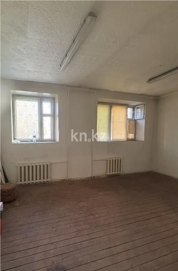 Продажа 2-комнатной квартиры, 45 м², ул. Аманжолова, дом  69 в Караганде