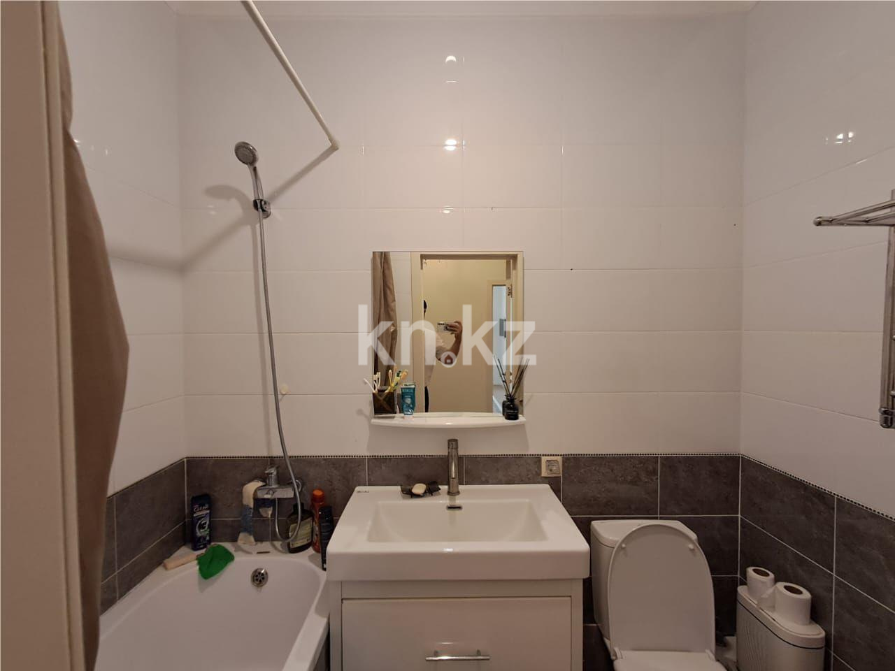 Продажа 2-комнатной квартиры, 70 м², ул. Акмешит - Продажа  двухкомнатных квартир в Астане с фото фото 7 из 10