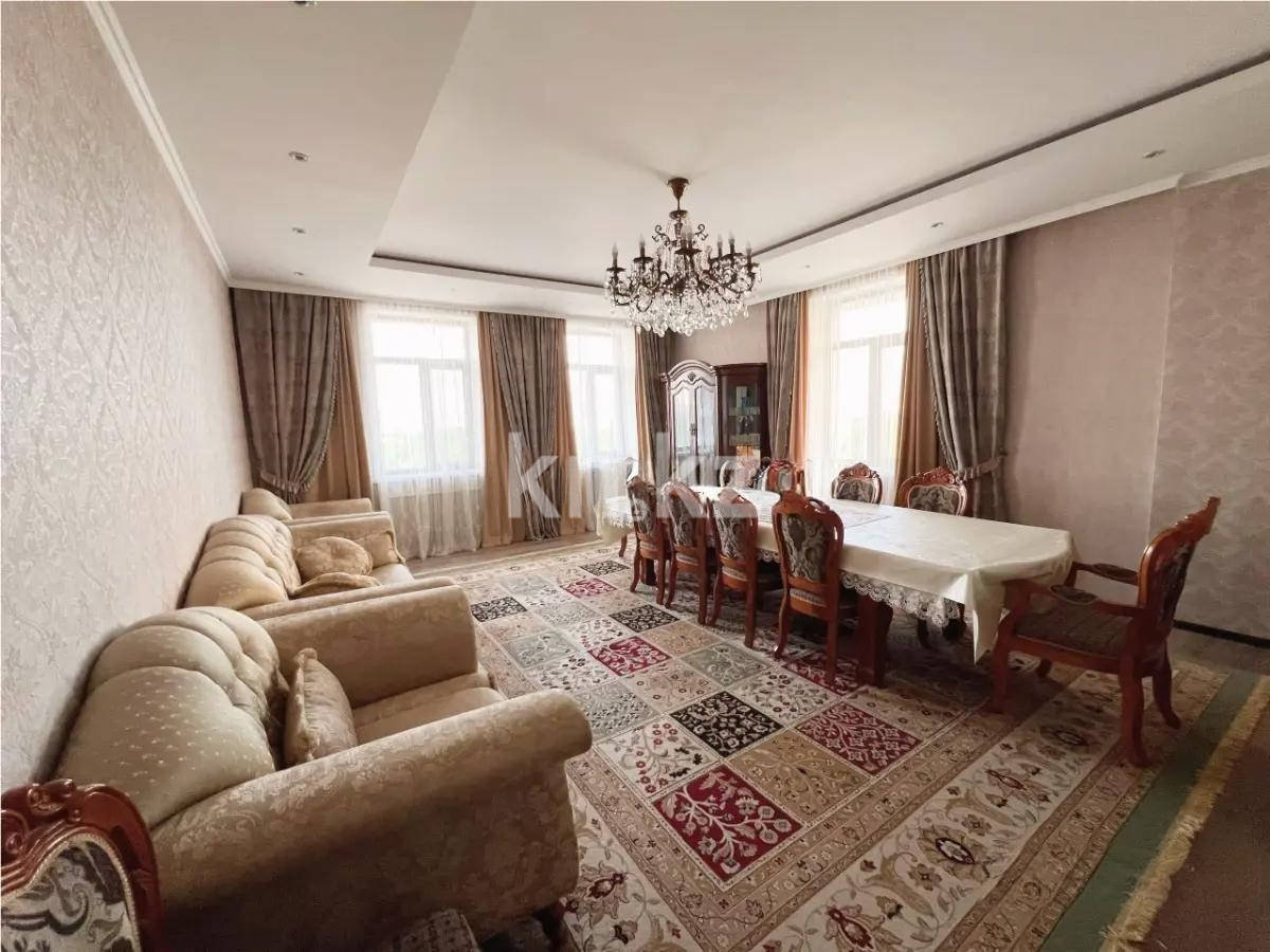 Продажа 4-комнатной квартиры, 180 м² в Астане