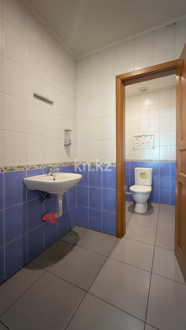 Аренда здания, 911 м² - Аренда зданий в Казахстане фото 4 из 40