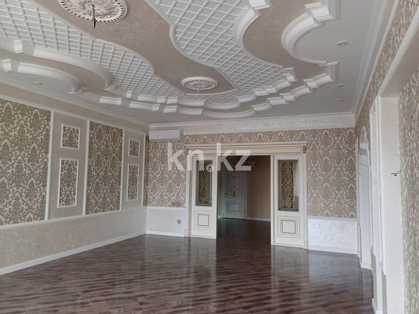 Продажа 5-комнатной квартиры, 270 м², ул. Бокейхана, дом  14 - Продажа  пятикомнатных квартир в новостройках Астаны фото 11 из 25