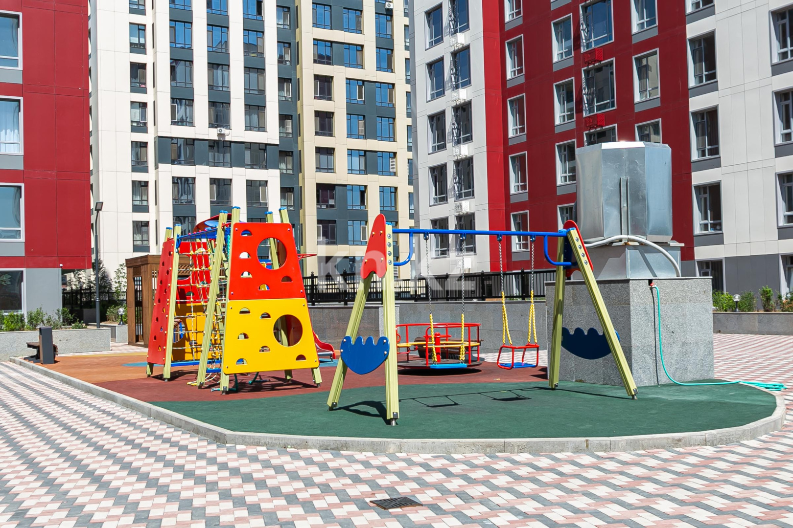 Продажа 2-комнатной квартиры, 63 м², пр. Кабанбай батыра, дом  45/3 в Астане - фото 16