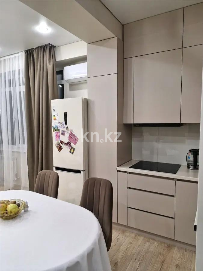 Продажа 2-комнатной квартиры, 47 м², ул. 7-я, дом  142/92 стр в Алматы - фото 3