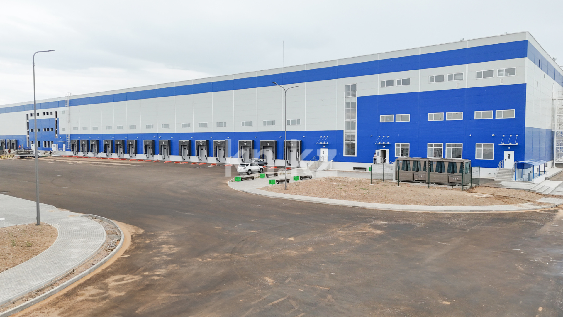 Аренда , 5000 м², АКХ Жетысу, дом  1095 - Аренда баз, складов и промышленной недвижимости в Алматы с фото фото 2 из 11