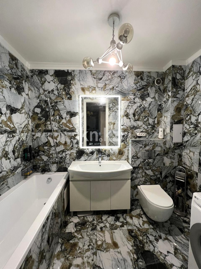 Продажа 3-комнатной квартиры, 59 м², ул. Жамбыла - Продажа  трехкомнатных квартир в Алматы фото 13 из 21