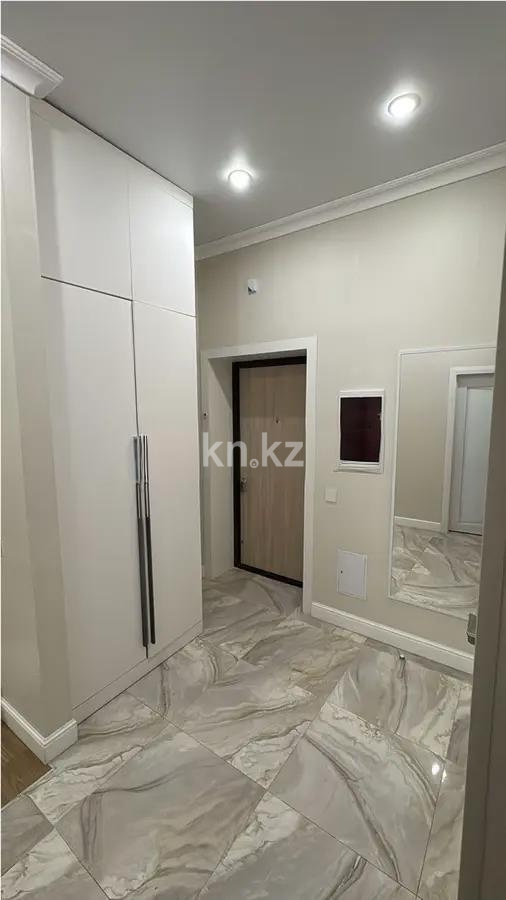 Продажа 1-комнатной квартиры, 40 м², ул. Нажимеденова, дом  13 в Астане - фото 3