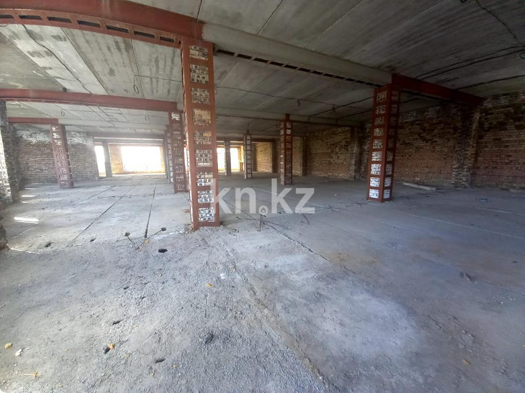 Продажа , 2198.7 м², пр. Шахтеров - Продажа зданий в Караганде фото 18 из 19