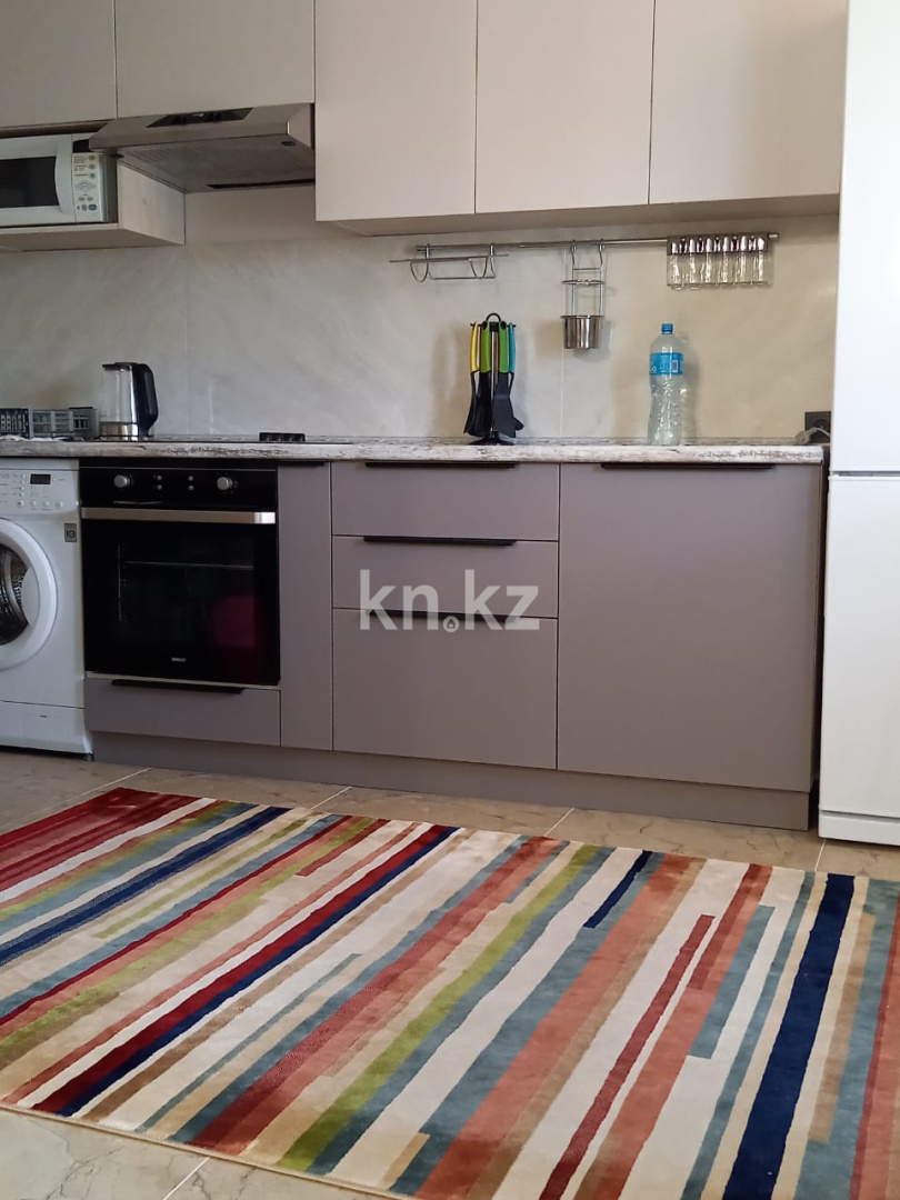 Аренда 3-комнатной квартиры, 90 м², ул. Сарайшык, дом  5 - Аренда жилой и коммерческой недвижимости в Астане фото 1 из 23
