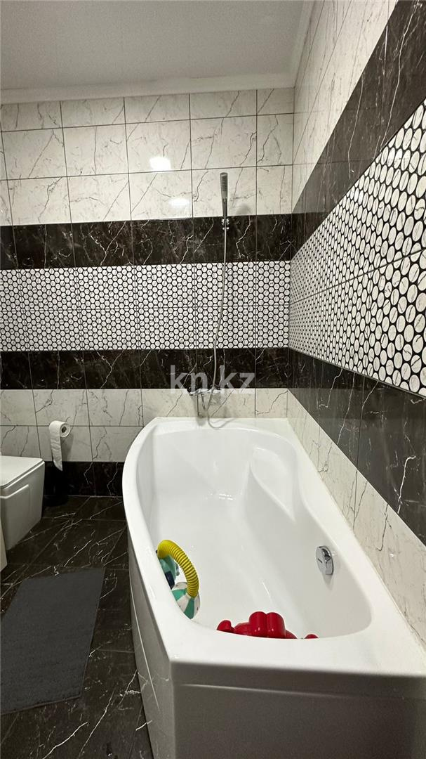 Продажа 2-комнатной квартиры, 57 м² в Караганде - фото 10
