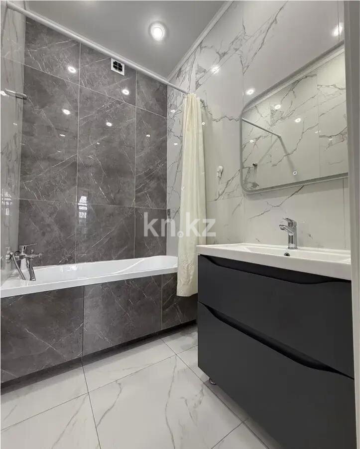 Продажа 3-комнатной квартиры, 77 м² в Караганде - фото 4