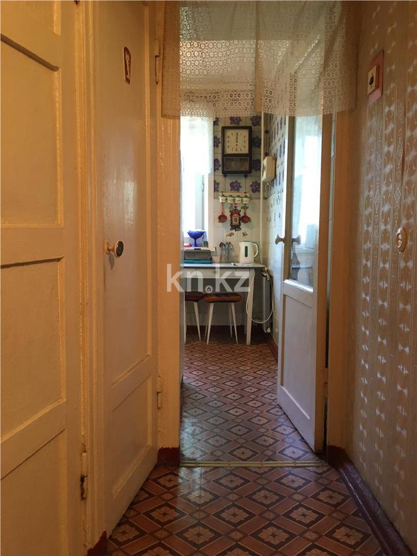 Продажа 3-комнатной квартиры, 59 м², мкр-н 6 - Продажа  трехкомнатных квартир в Караганде с фото фото 14 из 18