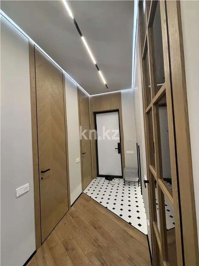 Продажа 2-комнатной квартиры, 72 м² в Астане