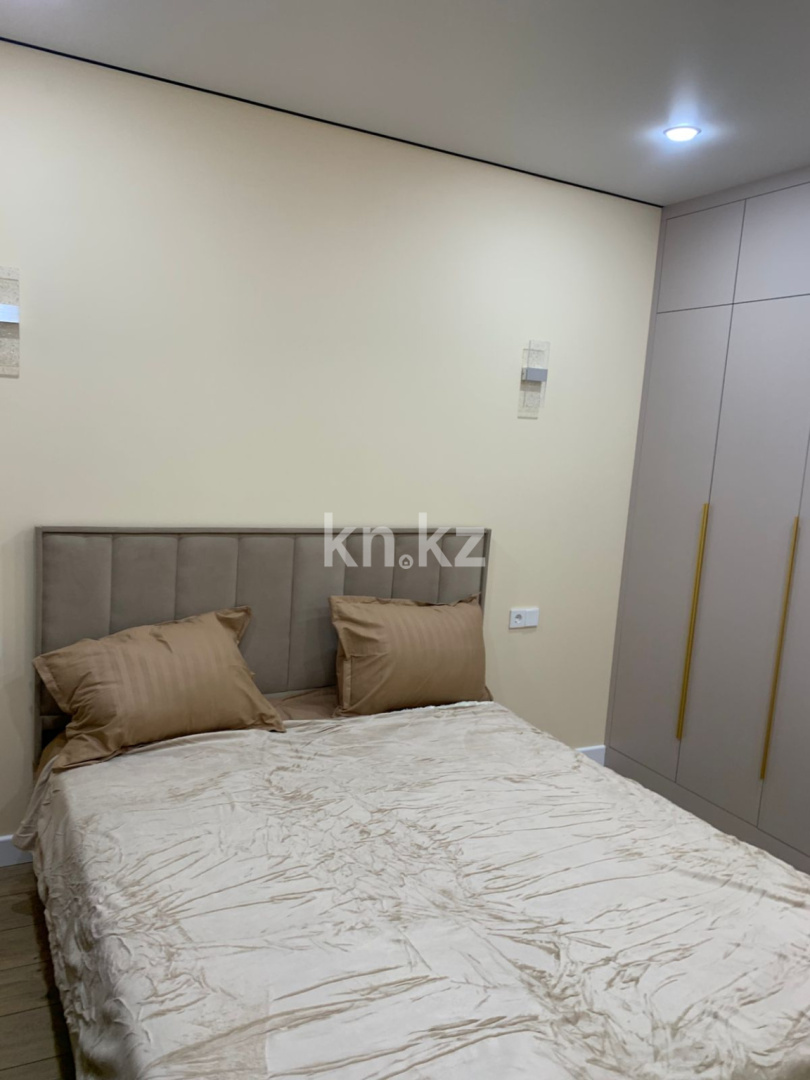 Аренда 3-комнатной квартиры посуточно, 85 м², ул. Сарайшык, дом  5 - Қабанбай батыр - Аренда квартир посуточно в Астане с фото фото 2 из 7