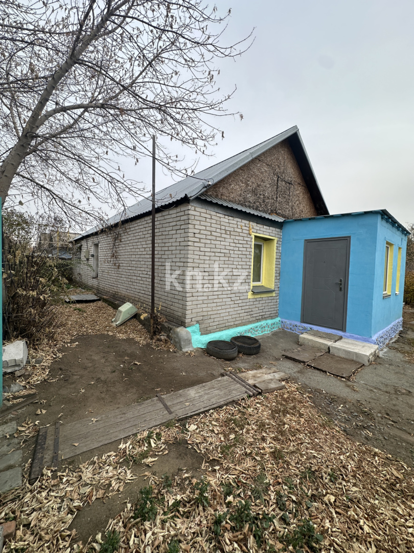 Продажа 4-комнатного дома, 71 м², ул. Каирбекова, дом  274 - Продажа квартир в Костанае фото 1 из 21