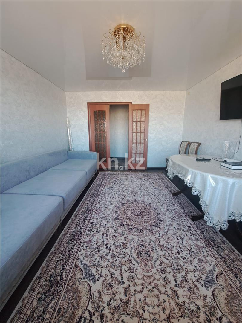Продажа 3-комнатной квартиры, 63 м², мкр-н 11а - Продажа  трехкомнатных квартир в Караганде фото 1 из 14