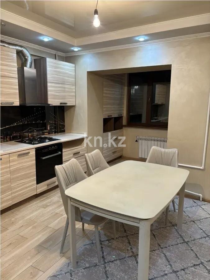 Продажа 4-комнатной квартиры, 88.3 м² в Алматы - фото 4