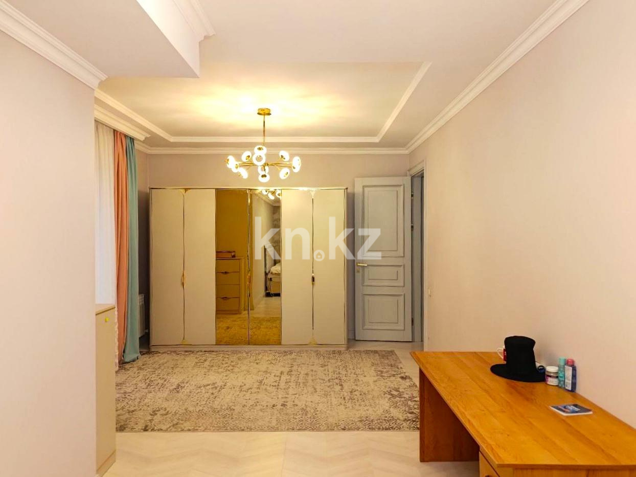 Продажа 9-комнатного дома, 450 м², мкр-н Алтын Арка - Продажа домов, коттеджей в Караганде фото 11 из 30