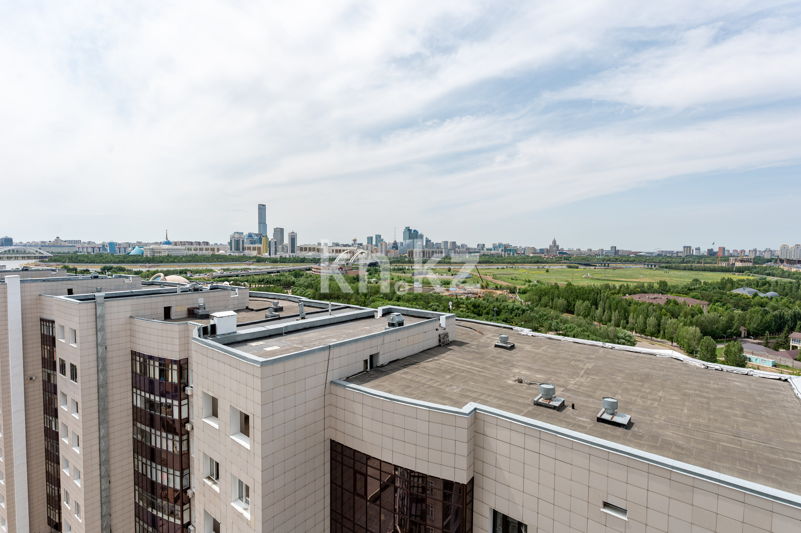 Продажа 3-комнатной квартиры, 145 м², пр. Момышулы, дом  2г блок 1 - ул. Токпанова в Астане - фото 35