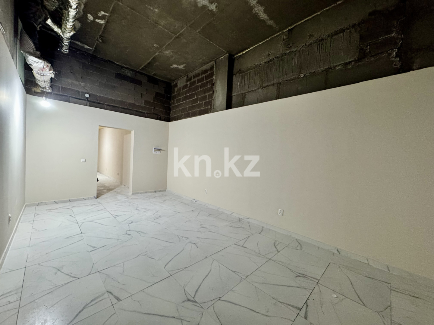 Продажа , 76 м², ул. Дюсембекова, дом  83/1 - Продажа офисных и торговых помещений в Караганде фото 3 из 18