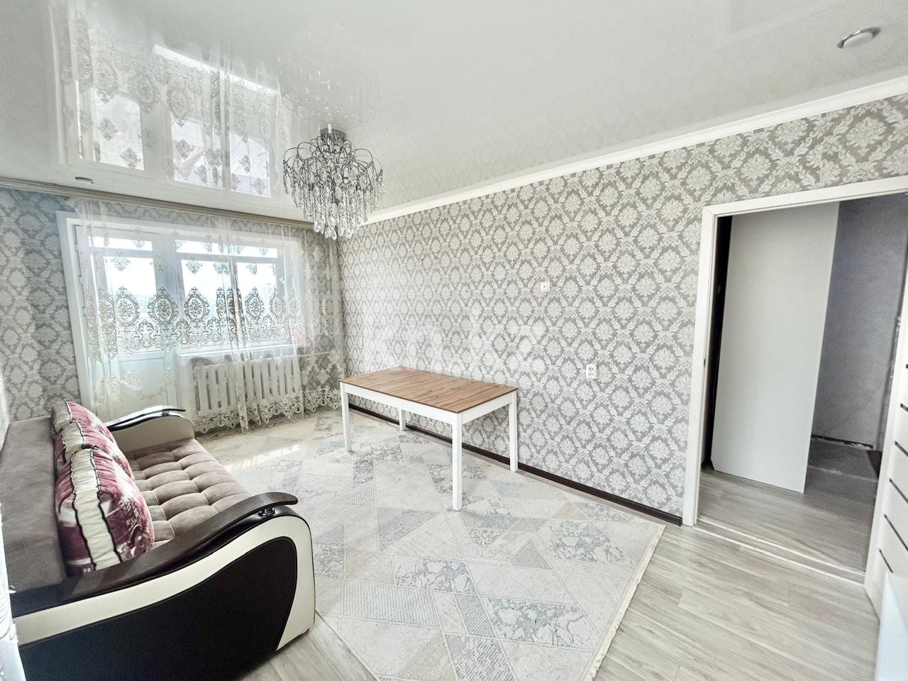 Продажа 3-комнатной квартиры, 63 м² - Продажа квартир в Караганде фото 1 из 11