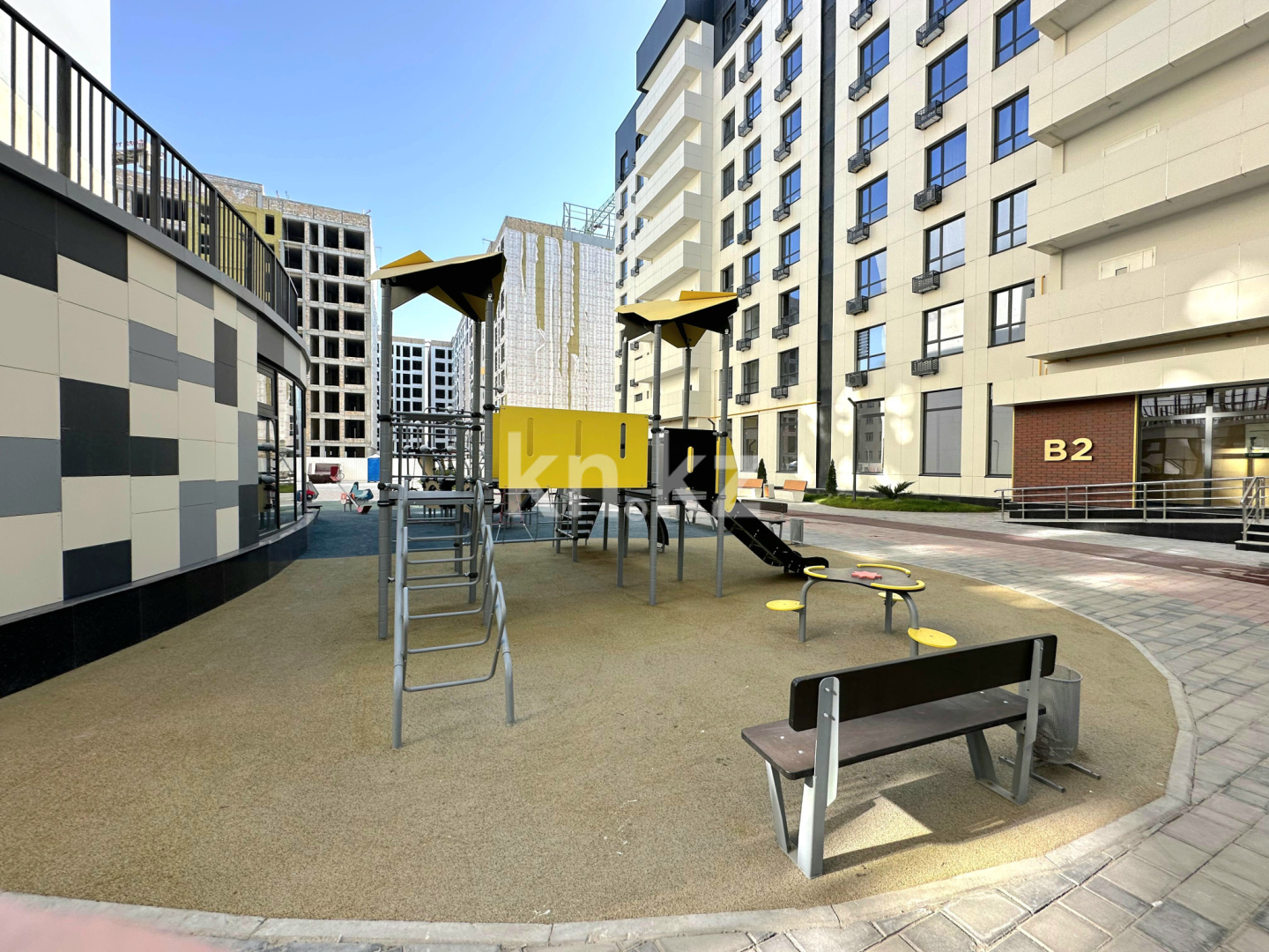 Продажа 2-комнатной квартиры, 79 м², ул. Байтерекова, дом  2б - Продажа квартир в новостройках Шымкента фото 6 из 34