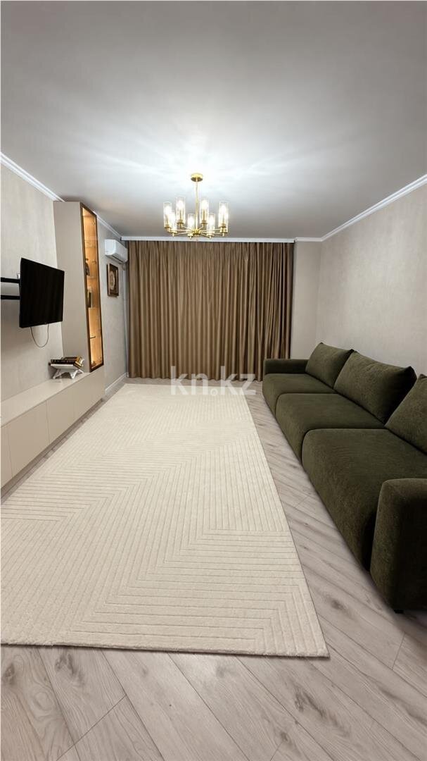 Продажа 3-комнатной квартиры, 90 м² в Караганде