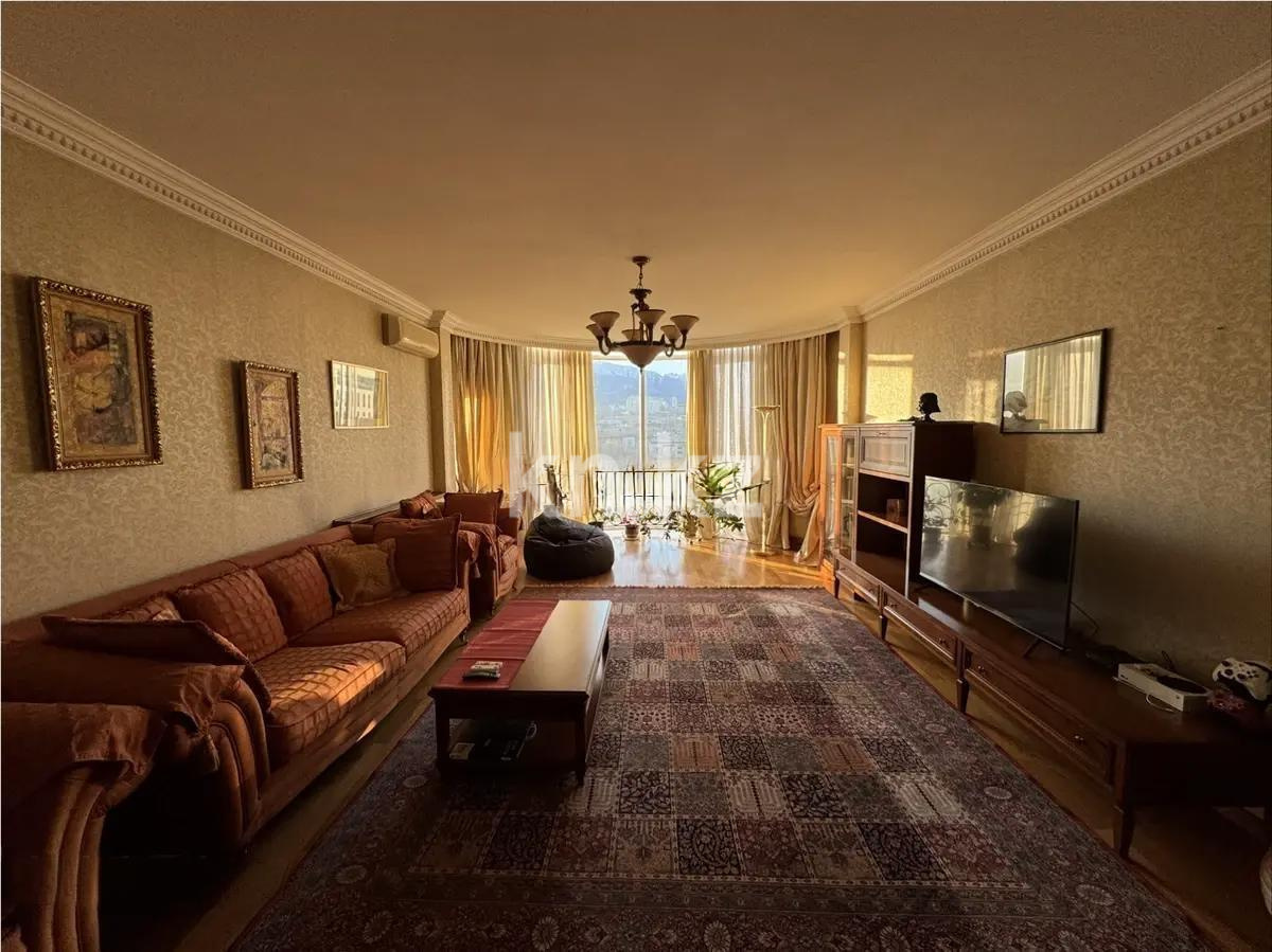 Продажа 3-комнатной квартиры, 162 м², ул. Богенбай батыра, дом  81 - Продажа  трехкомнатных квартир в новостройках Алматы без посредников фото 1 из 9