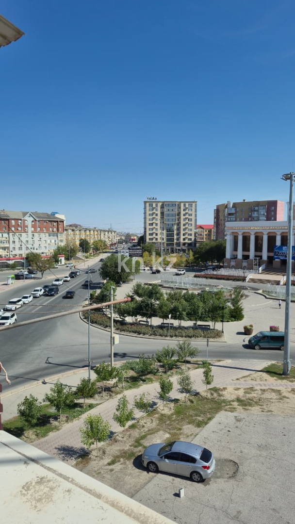 Продажа 2-комнатной квартиры, 43 м², ул. Абая, дом  13 - Продажа и аренда недвижимости в Атырау фото 11 из 23