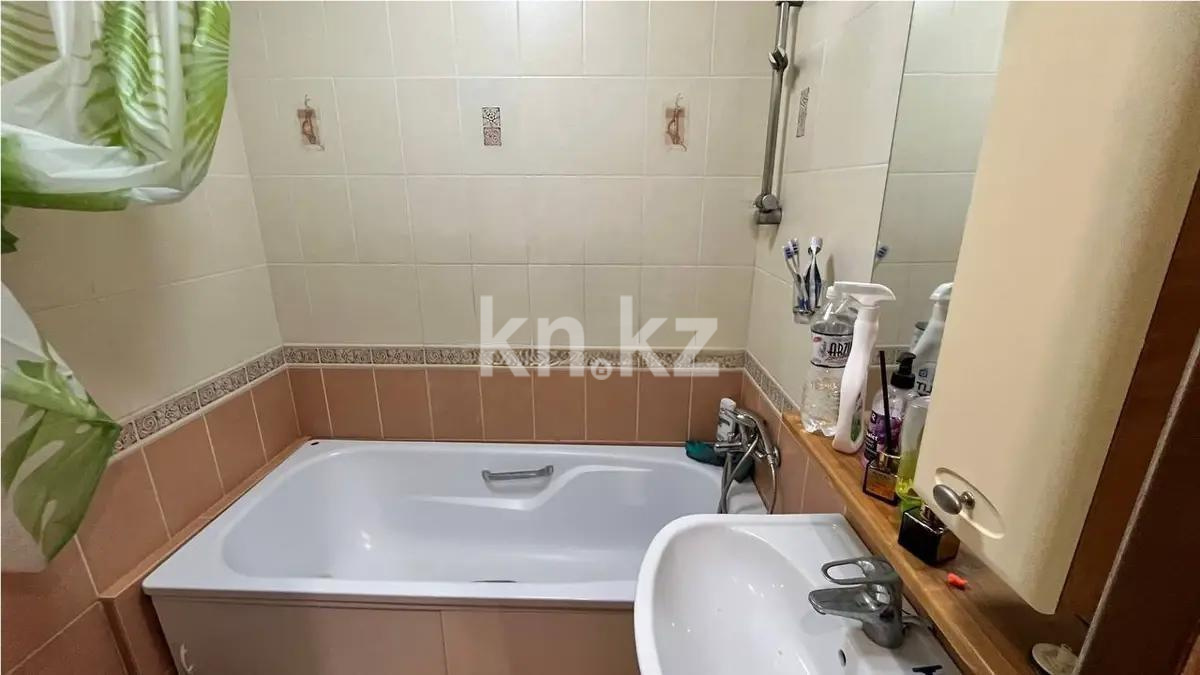 Продажа 2-комнатной квартиры, 54 м² - Продажа квартир в Караганде - страница 2 фото 4 из 5