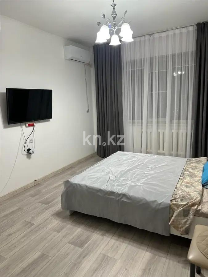 Продажа 1-комнатной квартиры, 40 м², ул. Розыбакиева, дом  175 - Продажа квартир в Алматы фото 1 из 3