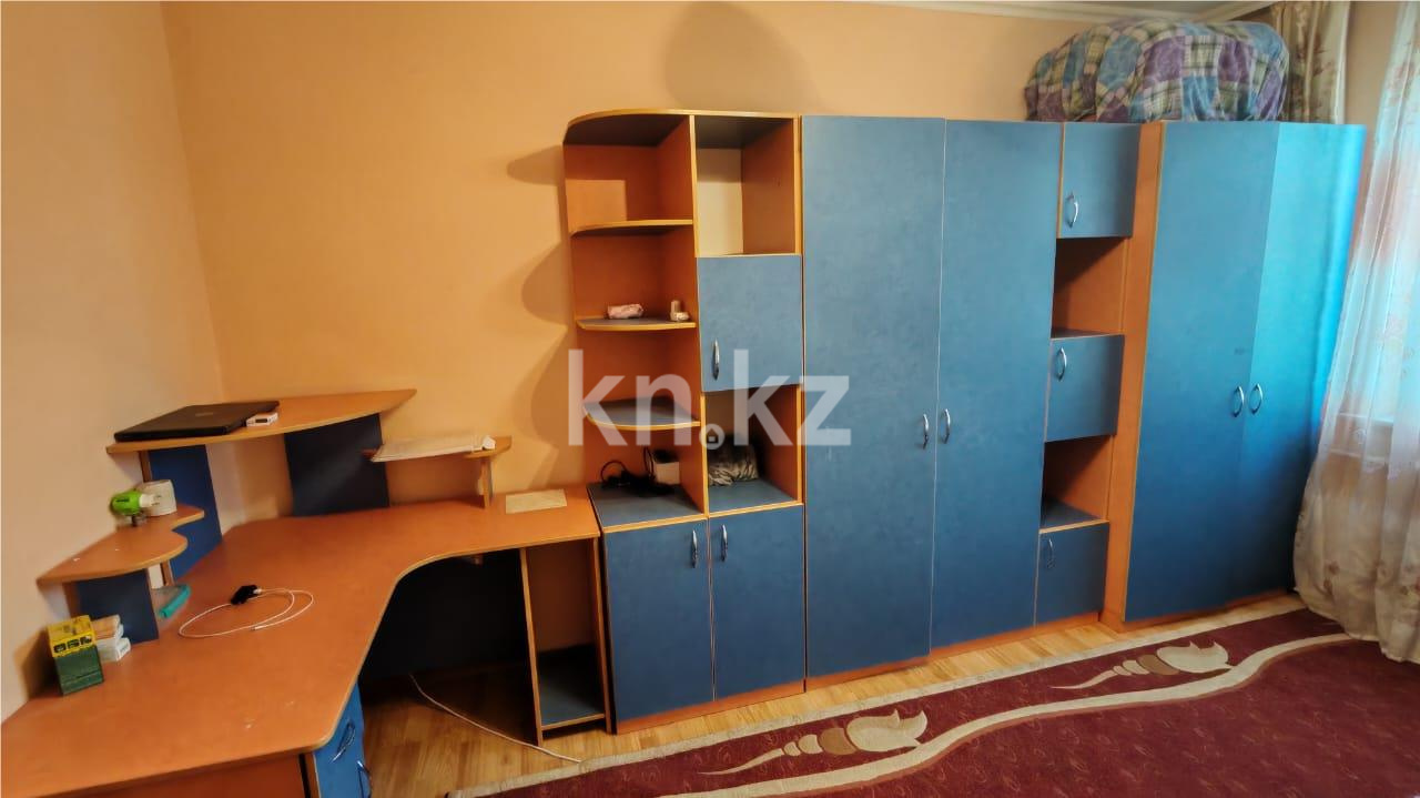 Продажа 4-комнатной квартиры, 75 м², мкр-н Степной-4 - Продажа квартир в Караганде фото 15 из 32