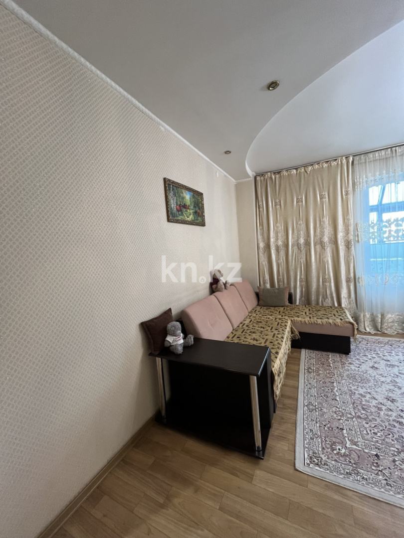 Аренда 1-комнатной квартиры посуточно, 62 м², Абая, дом  63 - ул. Валиханова - Аренда квартир посуточно в Астане с фото фото 16 из 18