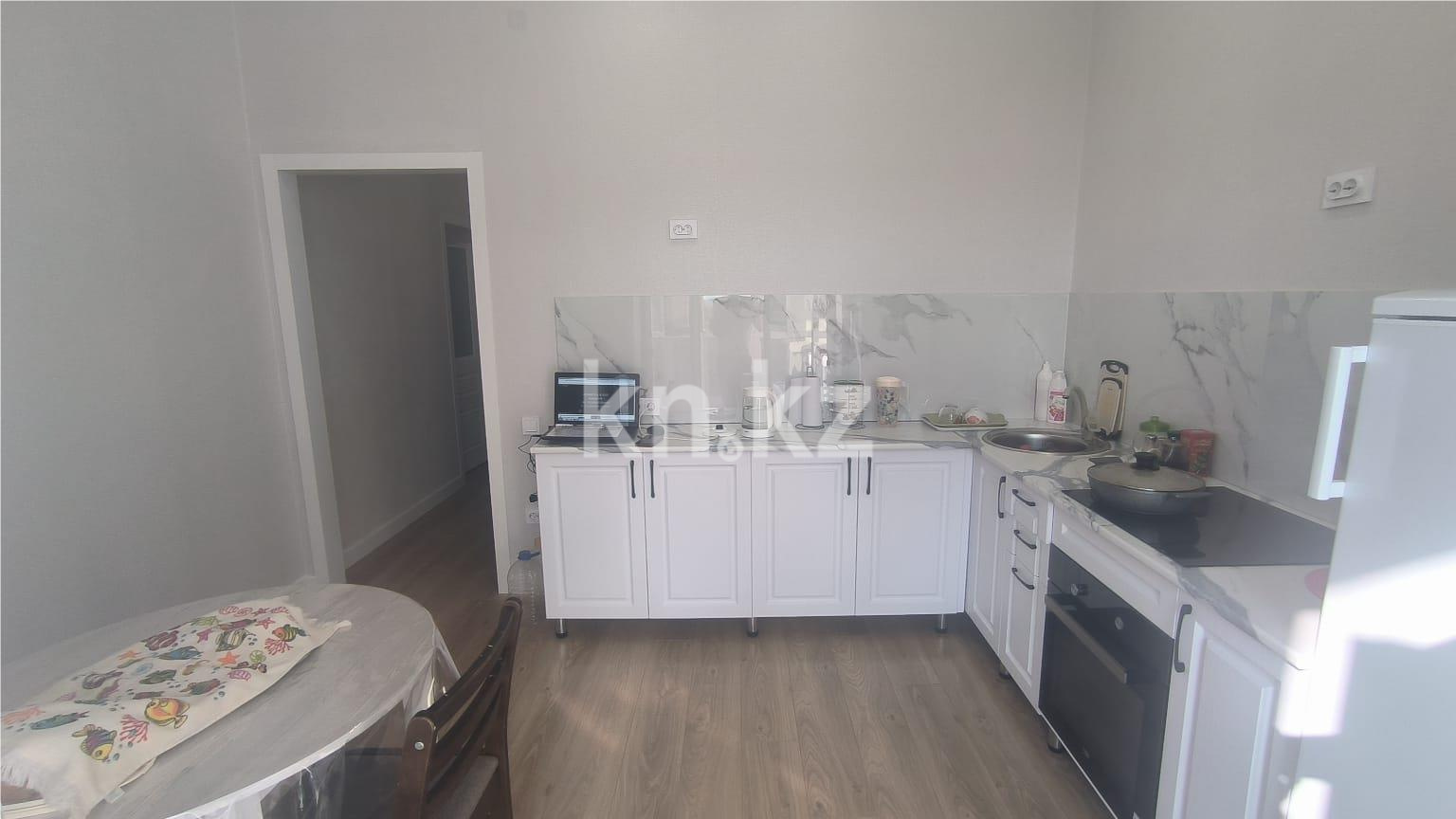 Продажа 3-комнатной квартиры, 82 м², ул. Муканова - Продажа  трехкомнатных квартир в новостройках Караганды фото 8 из 15