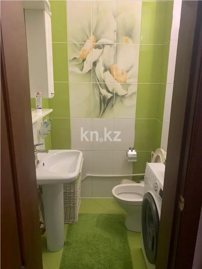 Продажа 3-комнатной квартиры, 102 м², ул. Алиханова, дом  24/6 в Караганде - фото 6