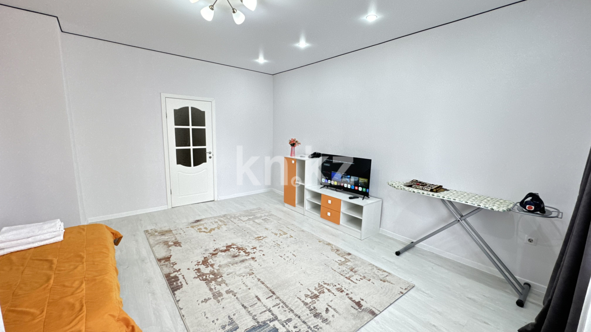 Аренда 1-комнатной квартиры посуточно, 55 м², ул. Сарайшык, дом  34 - ул. Акмешит - Аренда квартир посуточно в Астане с фото фото 11 из 15