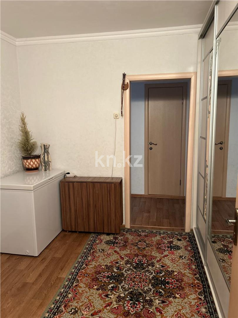 Продажа 3-комнатной квартиры, 65 м², пр. Строителей - Продажа  трехкомнатных квартир в Караганде фото 8 из 9