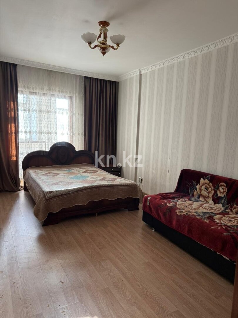 Аренда 1-комнатной квартиры, 50 м² в Астане