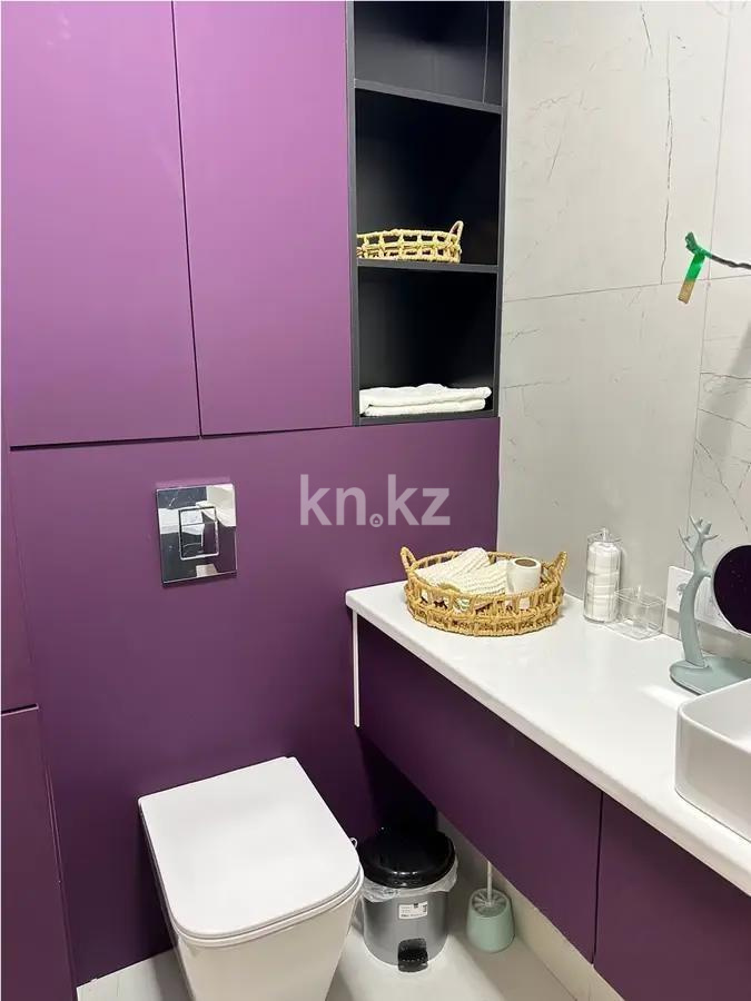 Продажа 2-комнатной квартиры, 70 м², мкр-н Кайрат, дом  303 в Алматы - фото 5