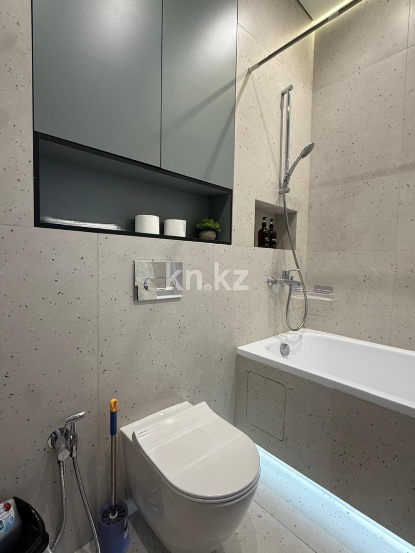 Аренда 3-комнатной квартиры посуточно, 79 м² - Аренда трехкомнатных квартир посуточно в Алматы фото 9 из 14