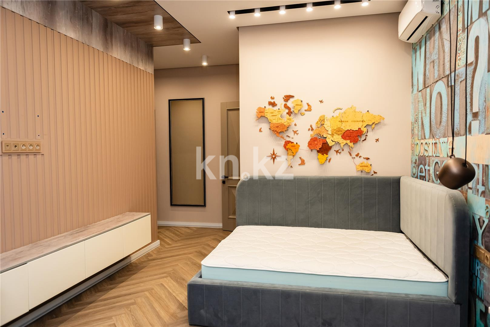 Продажа 6-комнатной квартиры, 345 м², ул. Муканова, дом  53 - Продажа  пятикомнатных квартир в Караганде фото 16 из 58