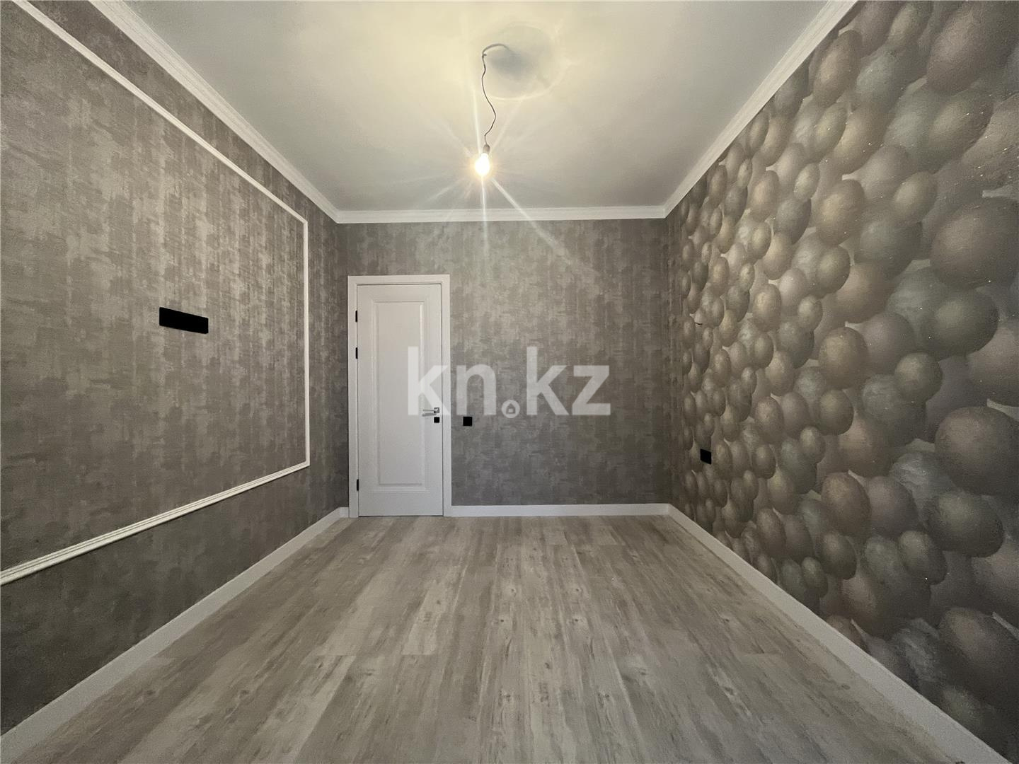 Продажа 3-комнатной квартиры, 95 м², мкр-н Степной-4 - Продажа  трехкомнатных квартир в Караганде фото 8 из 30